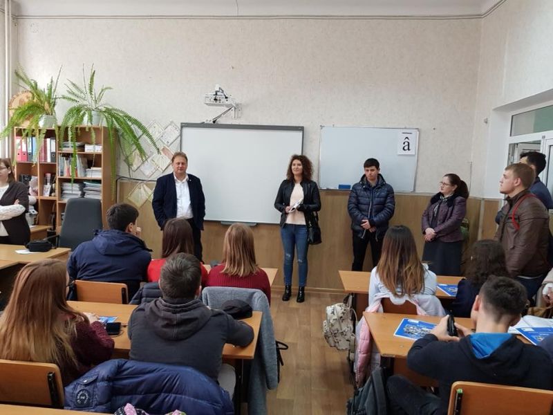 Ucb și A Promovat Oferta Educațională In Moldova Stiri Locale De